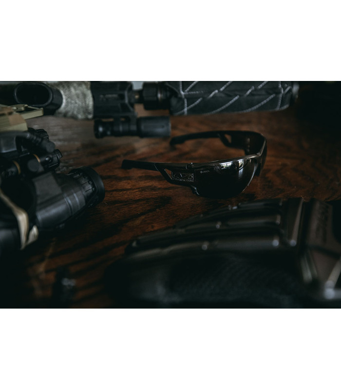 ΓΥΑΛΙΑ MECHANIX Type-N S2 Smoke Lens/Black Frame