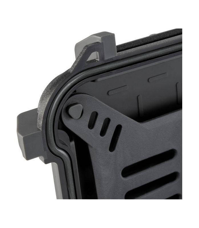 Peli™ Ruck Case R60