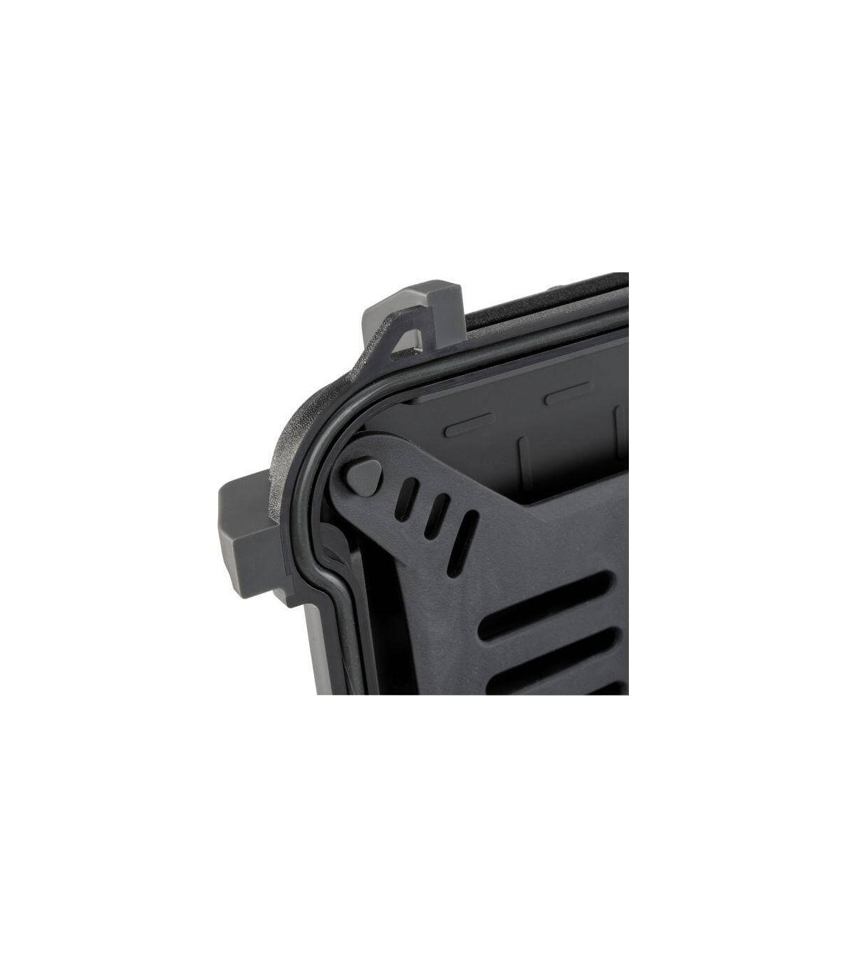 Peli™ Ruck Case R60