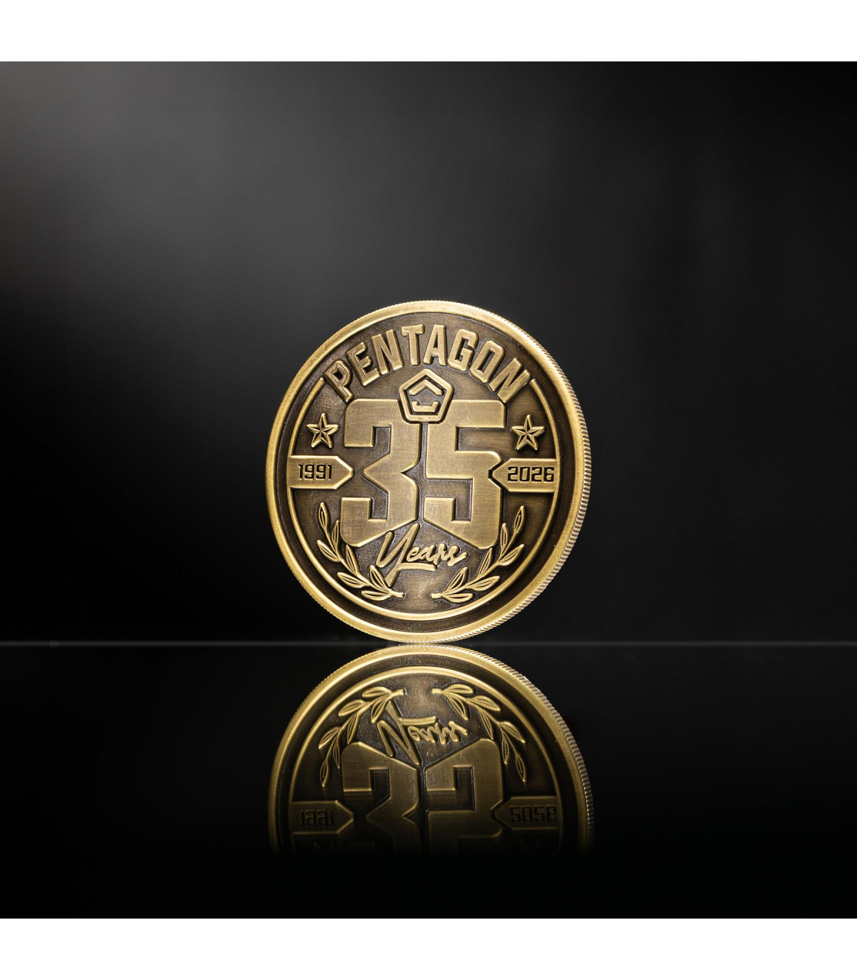 35 ANNIVERSARY COIN K28029